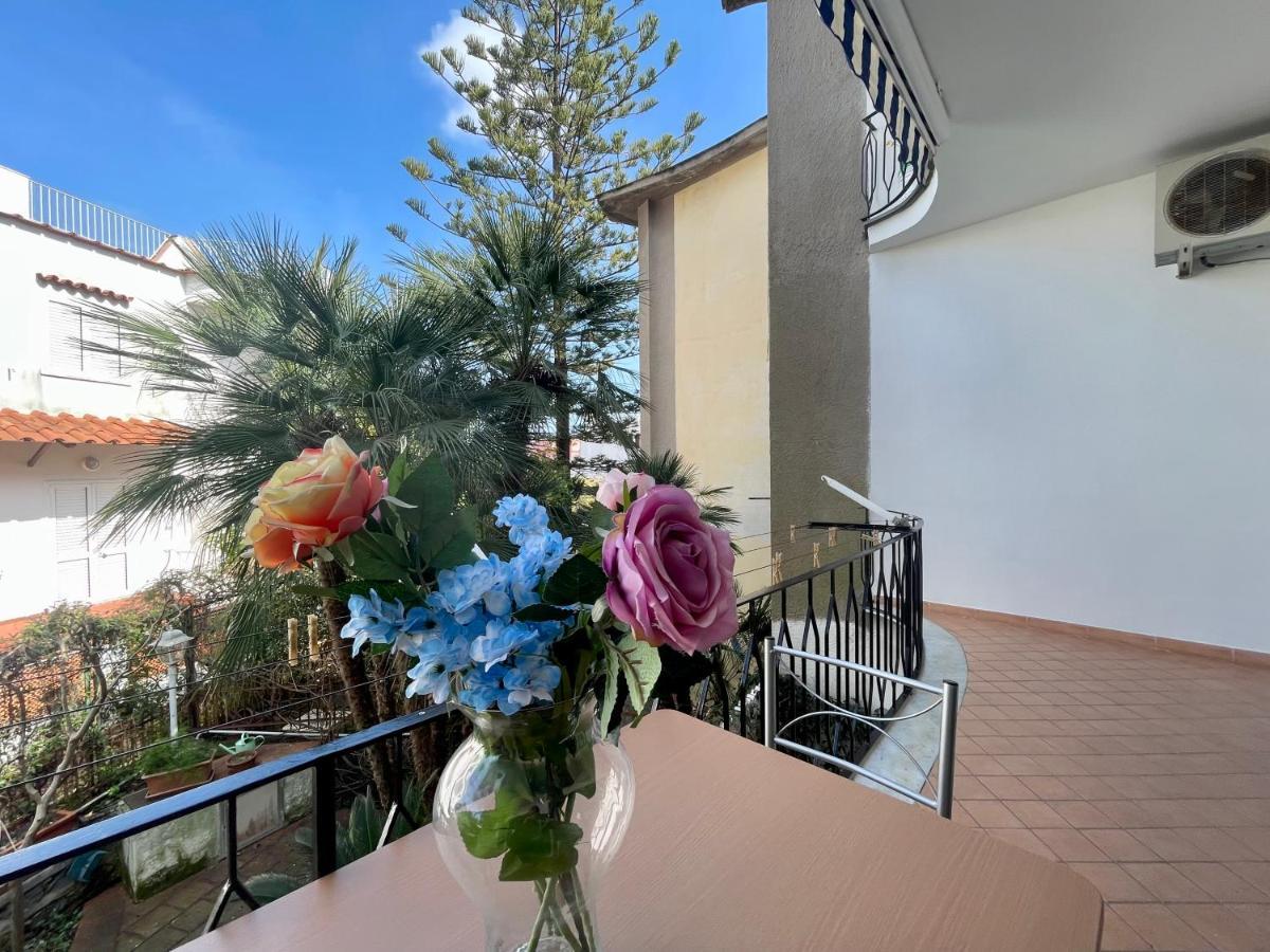 Casa Vacanze Mariafrancesca Ischia Exterior photo